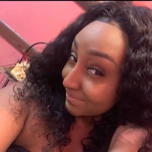 Meet your Posher, Zania